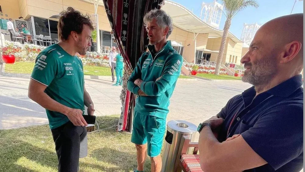 Lobato y Alonso, en el paddock